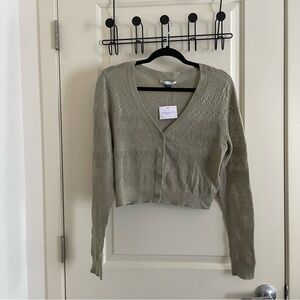 American Eagle olive green cropped knit cardigan